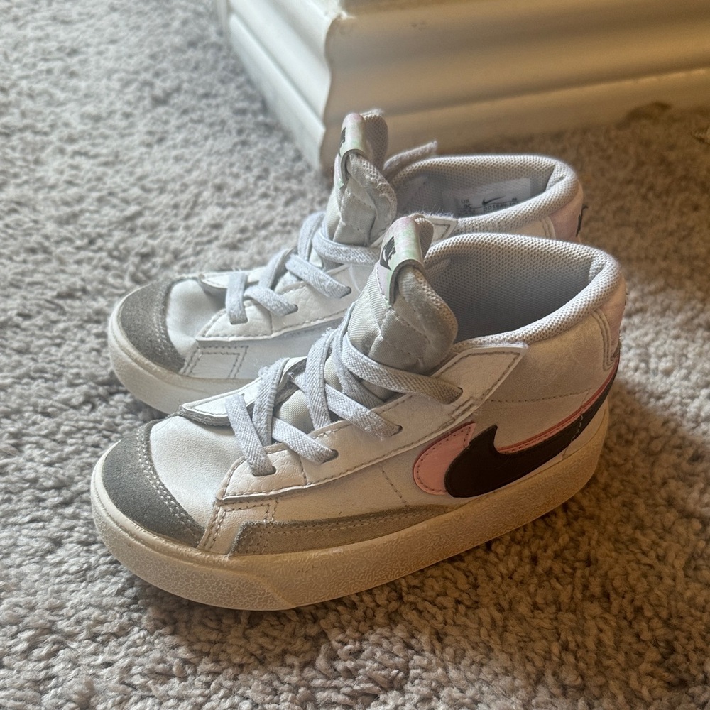 Nike Kids Sneakers White and Pink